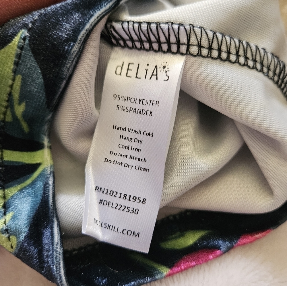 NWT Dolls Kill Delia's Juliet Rose Top - small - Picture 10 of 10